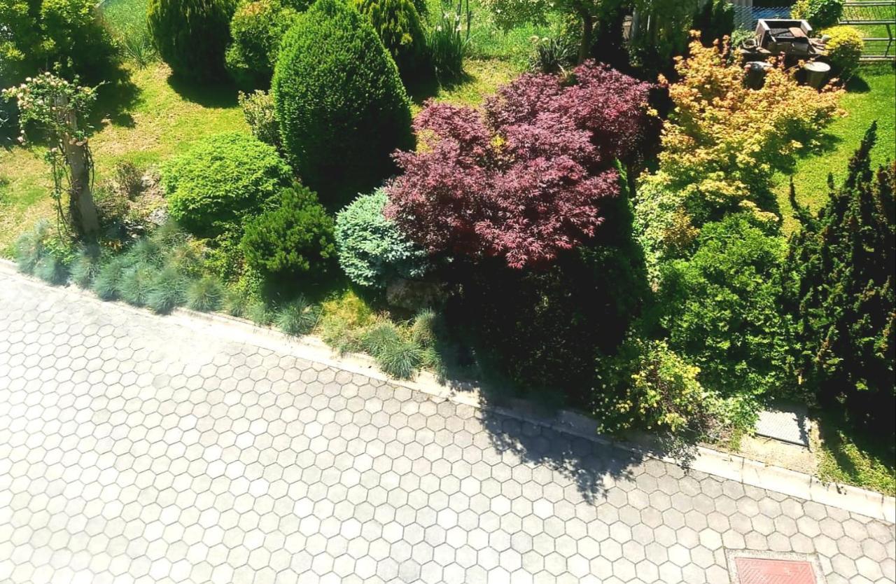 La Tina Appartement Zagreb Buitenkant foto