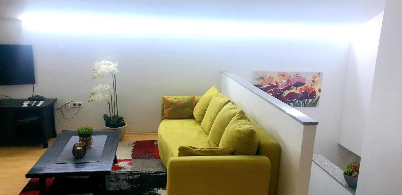 La Tina Appartement Zagreb Buitenkant foto